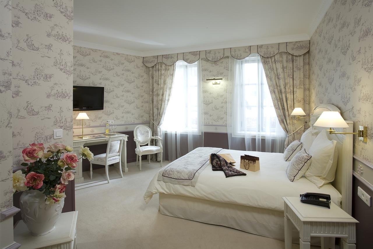 Mercure Moulins Centre Hotel De Paris Exterior photo